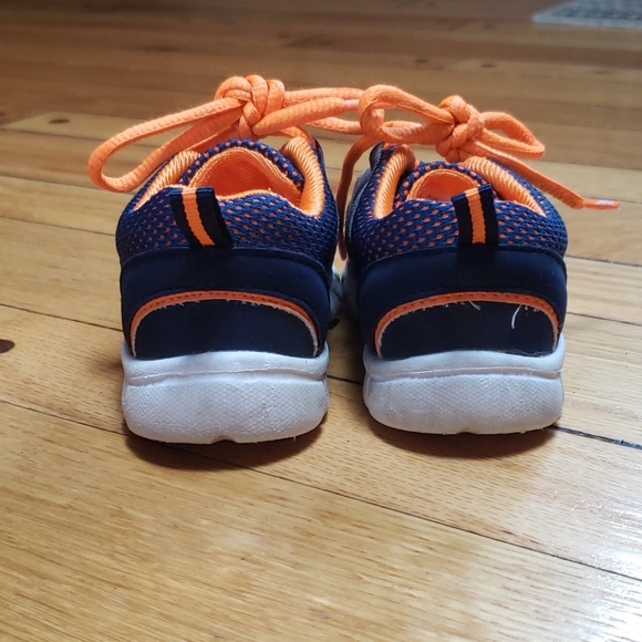 Toddler Sneaker - Picture 3 of 4